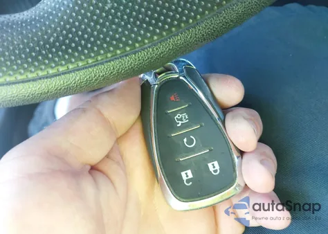 2019 Chevrolet Malibu Lt z USA, uszkodzony, nr VIN 1G1ZD5ST1KF142477